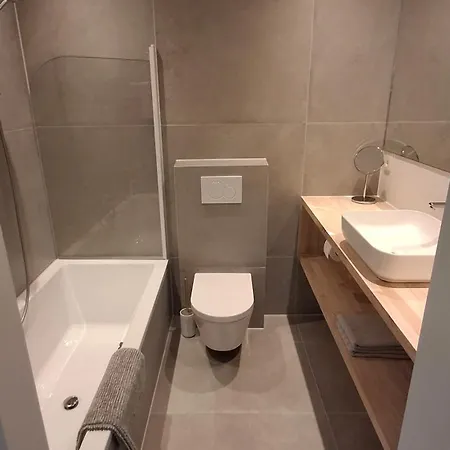 Prive In Groene Omgeving Gratis Fietsen & Parkeerplaats Πανσιόν Μπριζ